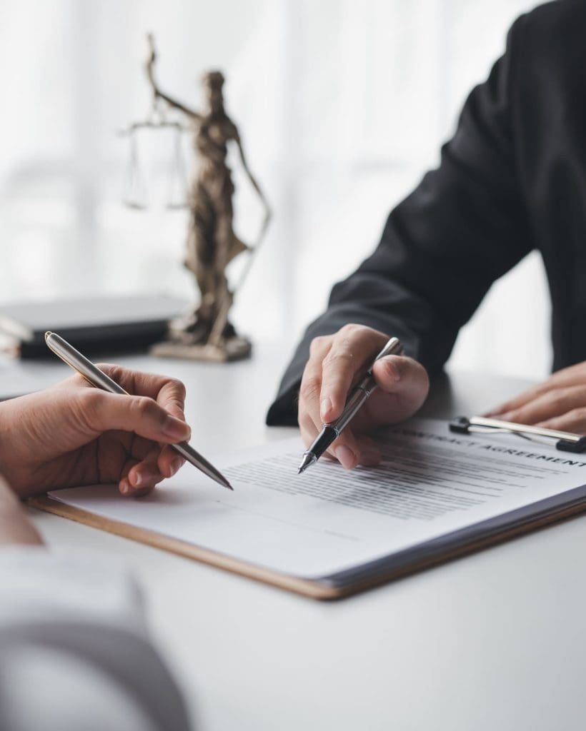 Sign an agreement the concept of legal proceedings and litigation. The Legal Execution Department si